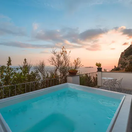 Punta Del Sole Lejlighed